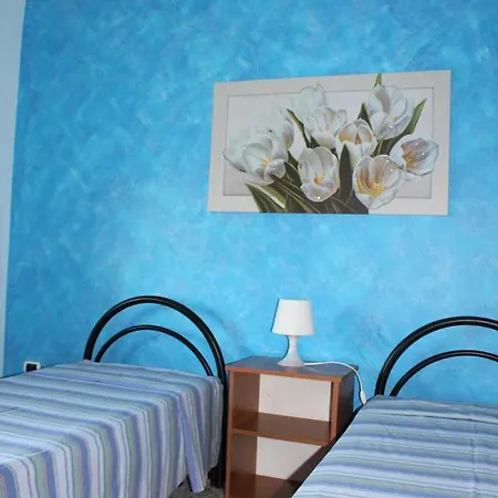 بيت للعطل Orchidea مارينا دي مانكافيسا